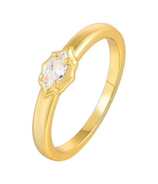 Lara gold-plated moissanite ring in 925 sterling silver, front view