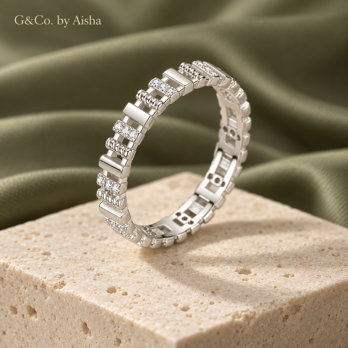 Amani linked pavé band, view 3: polished bars, twisted rope sections and rows of clear pavé, 925 sterling silver, Dubai