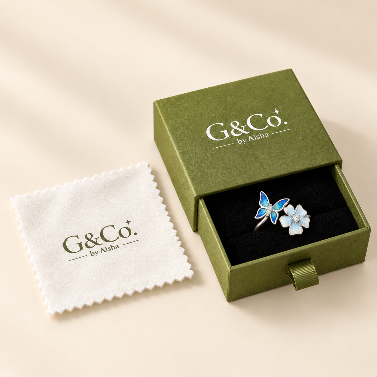 Aurevelle moissanite & enamel ring, view 4: moissanite sparkle with enamel detailing, 925 sterling silver, Dubai