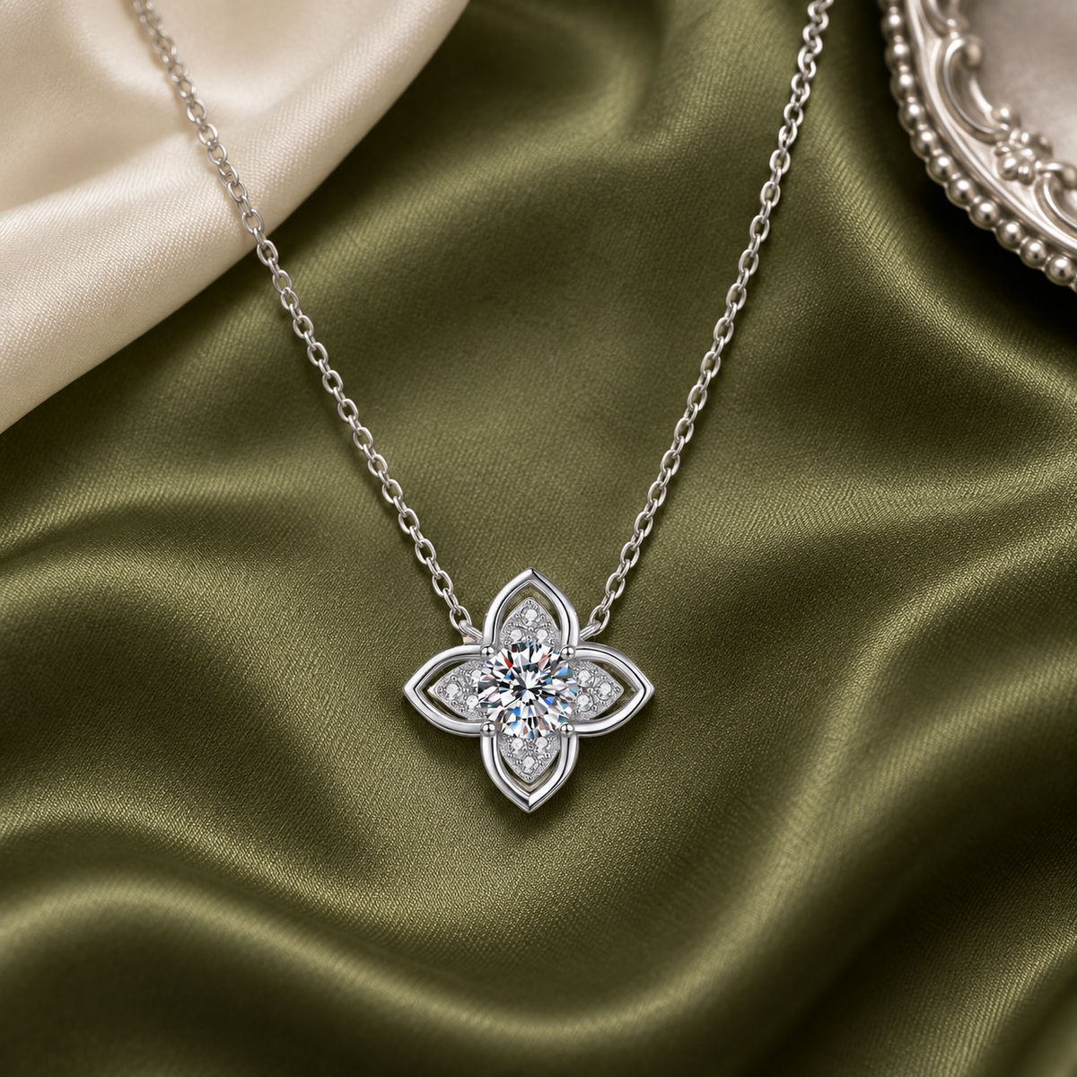 Leila four-petal moissanite necklace, view 5: 5 mm moissanite framed by four pointed petals, 925 sterling silver, Dubai
