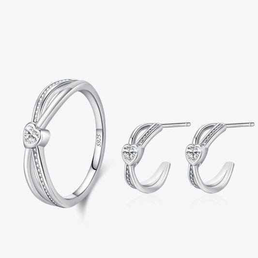 Maya heart ring & open-hoop earrings set close-up: layered heart ring with matching open-hoop studs, 925 sterling silver, Dubai