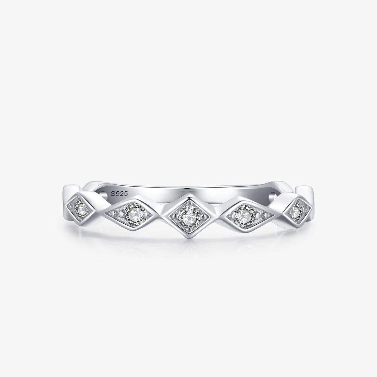 Nisa lattice CZ stacking ring close-up: open lattice of rhombus shapes, each set with CZ, 925 sterling silver, Dubai