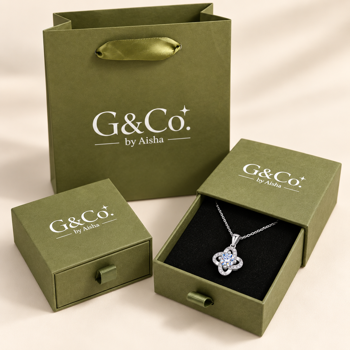 Salma four-loop clover moissanite necklace, view 6: 6 mm moissanite surrounded by four clover loops, Dubai